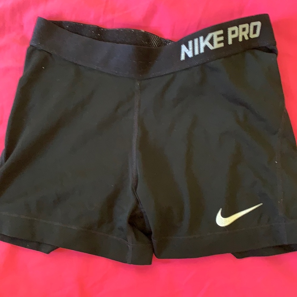 Black Nike pros